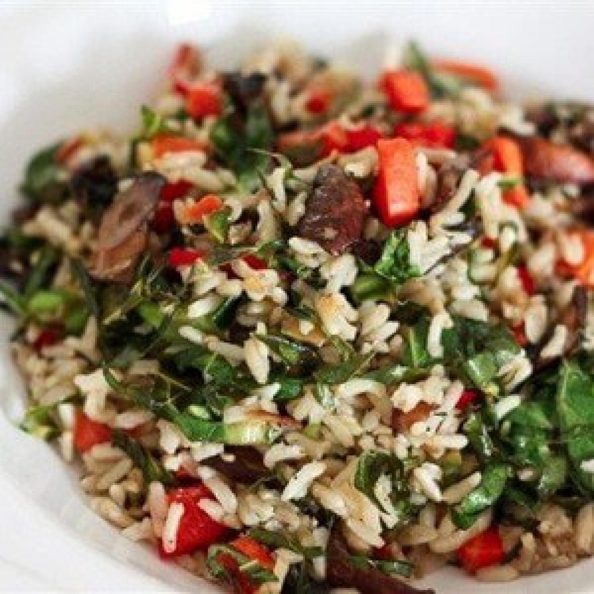 Рецепт коричневого риса с овощами